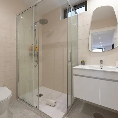 Apartment Urban Oasis In Downtown Porto