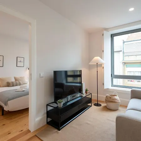 Apartment Urban Oasis In Downtown Porto